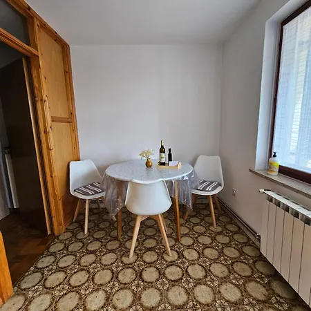 Apartmaji In Vinogradnistvo Klobas Apartment Secovlje