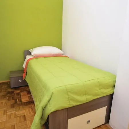 Apartment Apartmaji In Vinogradnistvo Klobas