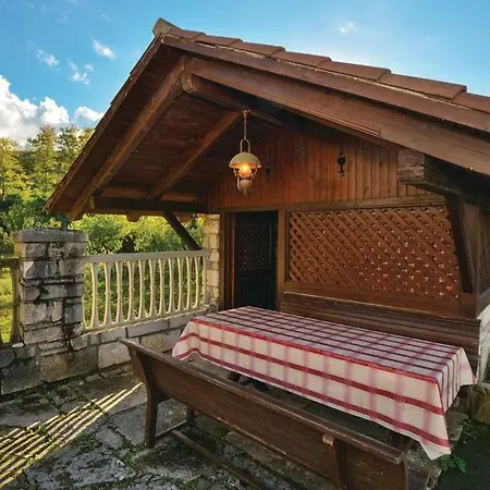 Apartmaji In Vinogradnistvo Klobas Apartment Secovlje